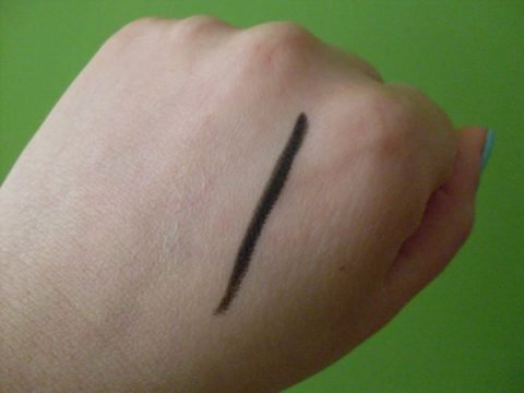 Swatch e Review matita contorno occhi Avon GlimmerStick Flick