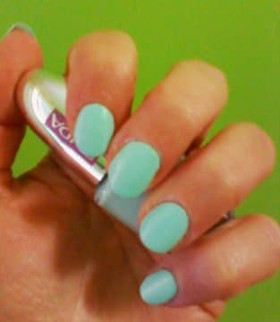swatch smalto Pupa Gummy verde mare