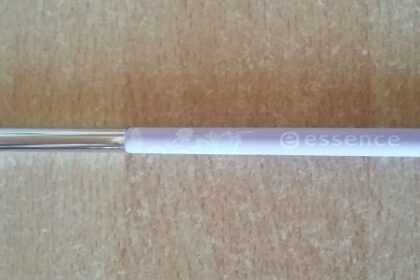 pennello Eye Blender Brush di Essence