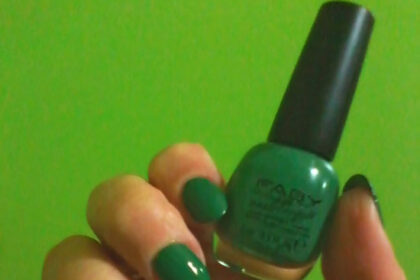 Swatch smalto verde Faby