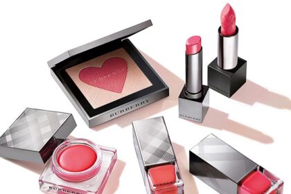 Burberry make up estate 2016