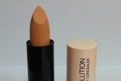 Correttore Debby Concealer Solution N°03 Tonalità Natural