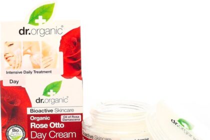 crema giorno alle rose Dr.Organic