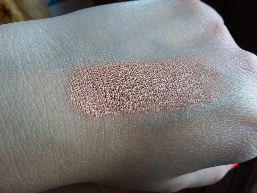 Swatch correttore Debby Concealer Solution N°03 Tonalità Natural