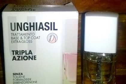 Unghiasil: Trattamento base & top coat Extragloss tripla azione