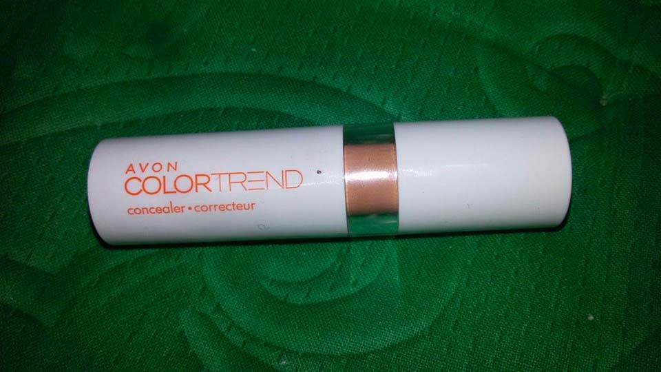 Correttore Avon Color Trend Light
