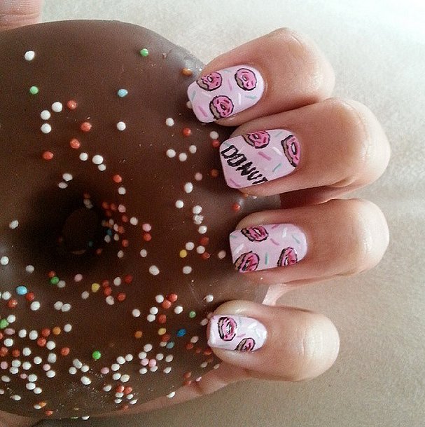Donuts Nail art