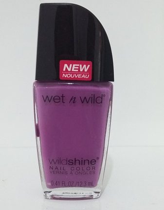 Smalto viola “E488B Who is Ultra Violet?” Wet n Wild