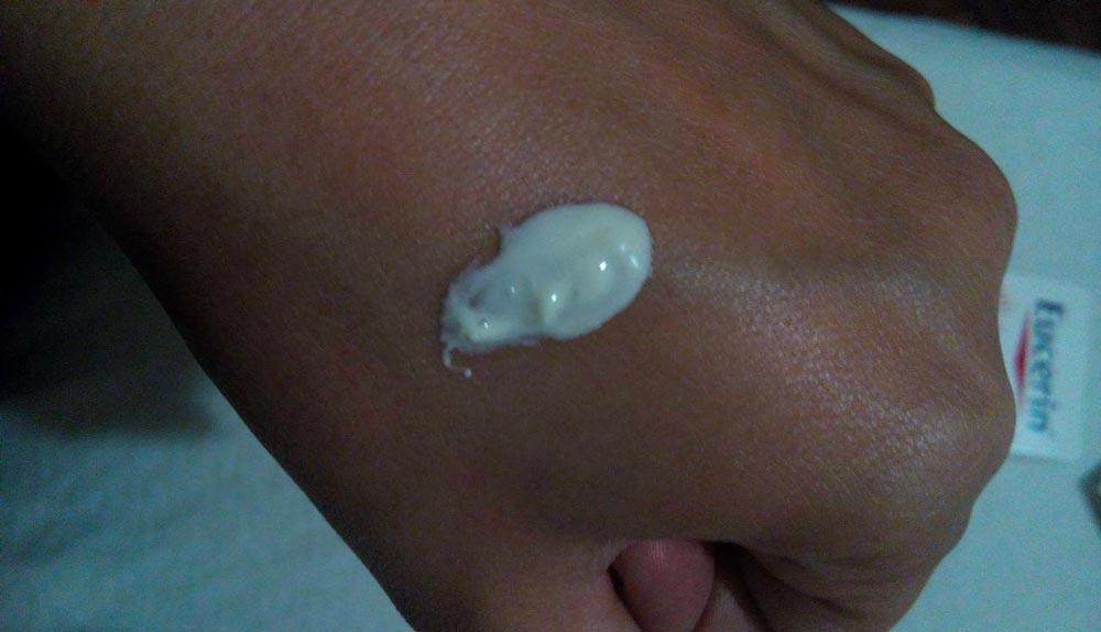 texture crema solare Eucerin