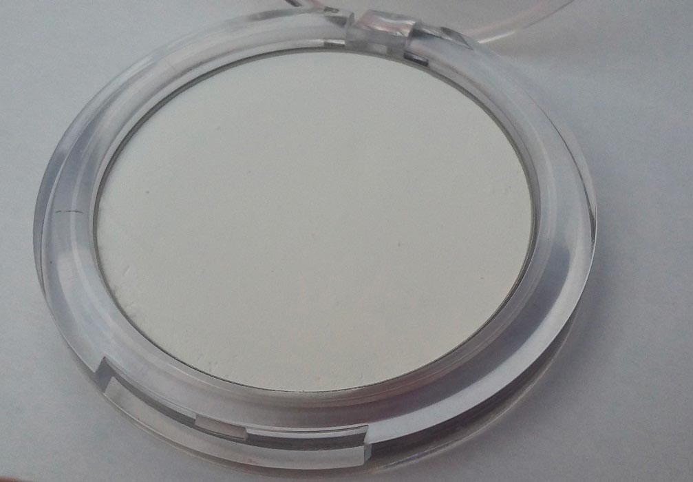 Cipria trasparente All About Matt! Fixing Compact Powder Essence