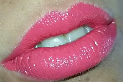 Swatch labbra Rossetto Mac Impassioned