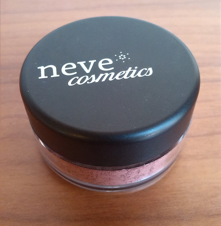 Ombretto minerale Kensington Gardens di Neve Cosmetics