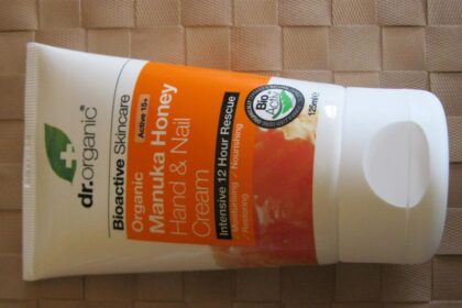 Dr.Organic - Crema Mani e Unghie al Miele di Manuka