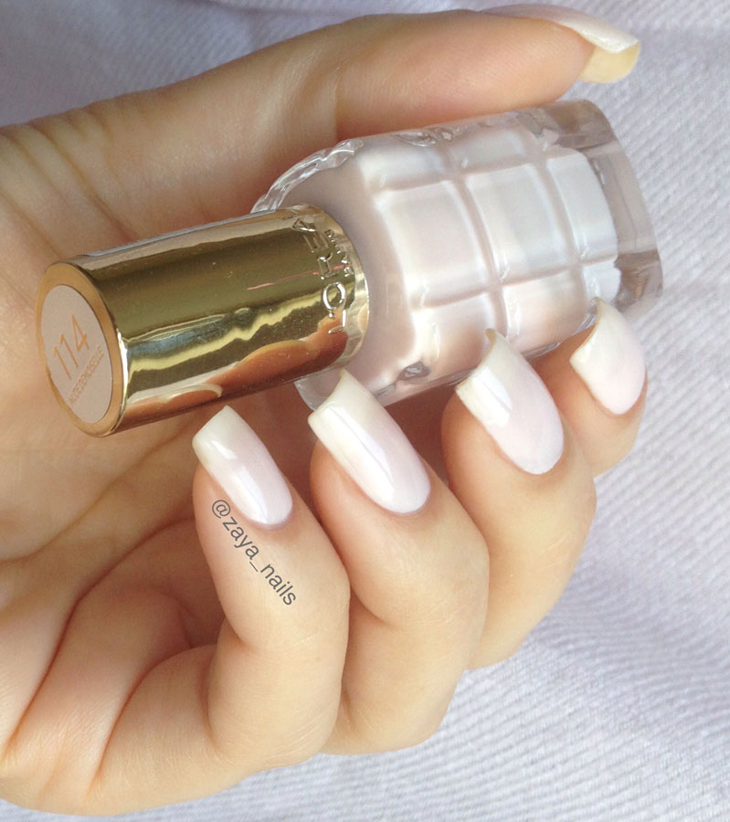 Smalto Nude swatch