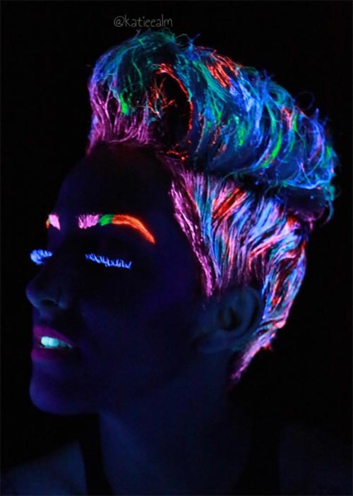capelli e ciglia colorati Neon