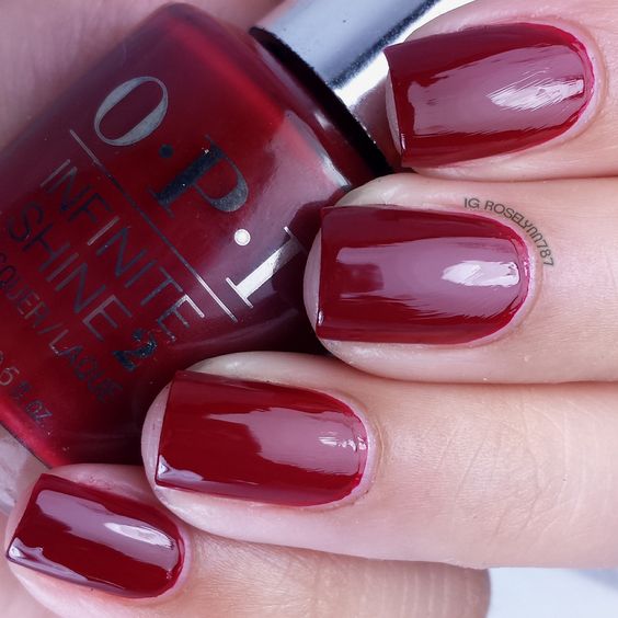 smalto OPI shine Bordeaux