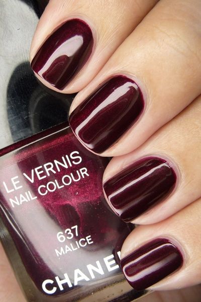 smalto Bordeaux Chanel