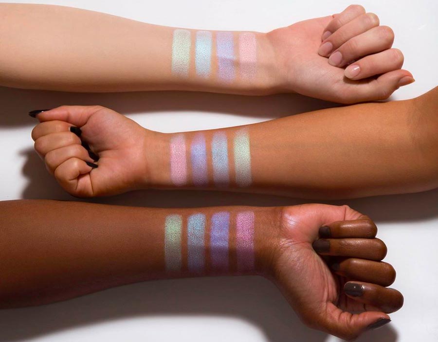 swatch Alchemist Holographic Palette Kat Von D