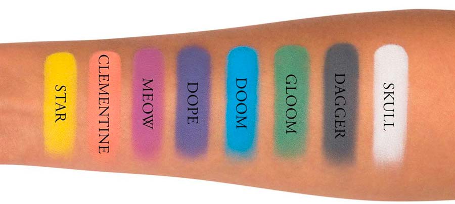 swatch Pastel Goth Eyeshadow Palette