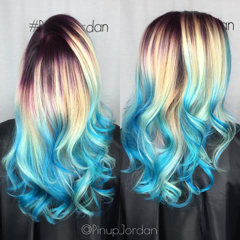 capelli viola biondo e blu