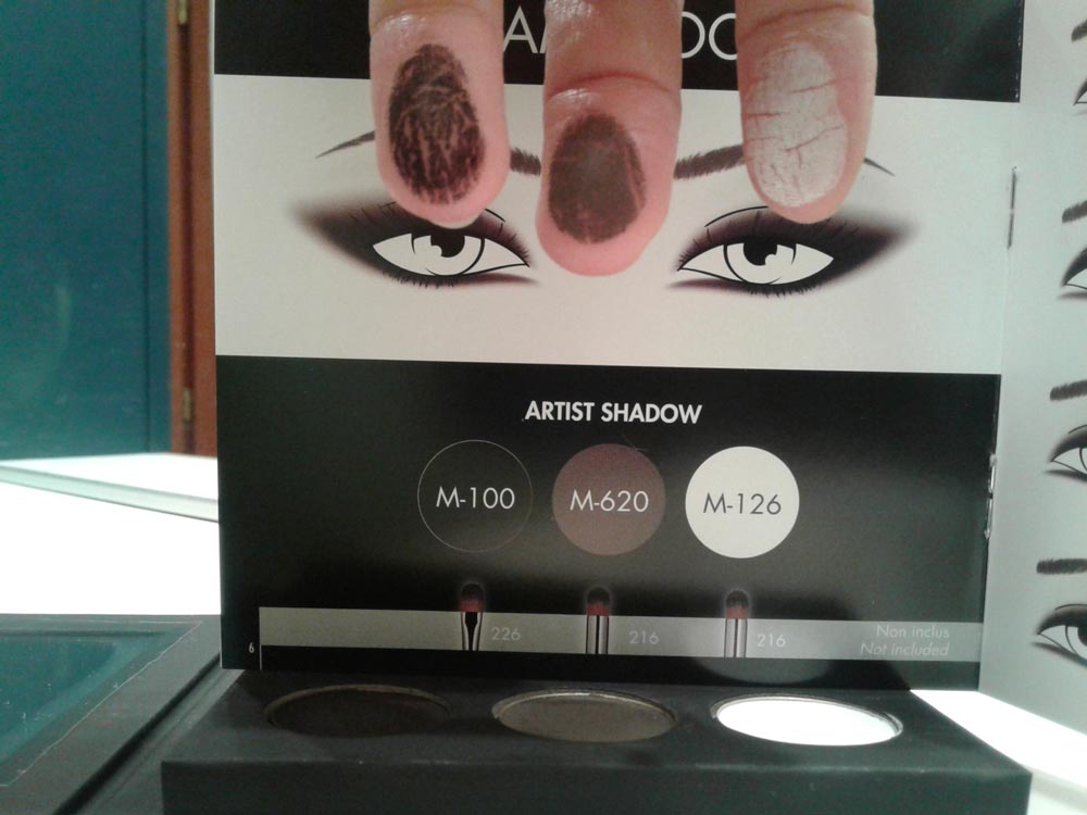 swatch Artist Shadow 4 di Make Up For Ever