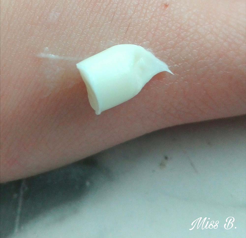 texture Crema Viso Malva Weleda