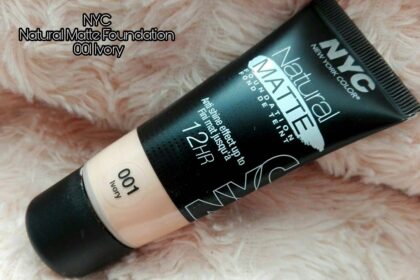 Fondotinta NYC Natural Matte Foundation 12 ore 001 Ivory - Recensione