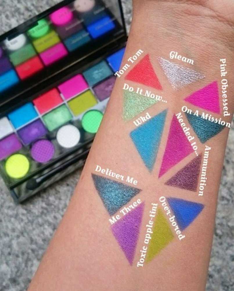 swatch ombretti Colour Chaos Makeup revolution