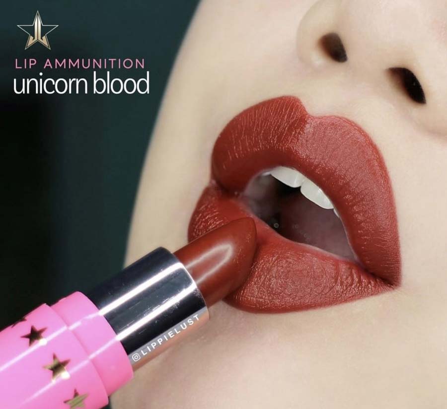 Swatch Rossetto Unicorn Blod di Jeffree Cosmetics