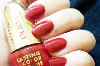 swatch smalto rosso Pupa Lasting Color Extreme