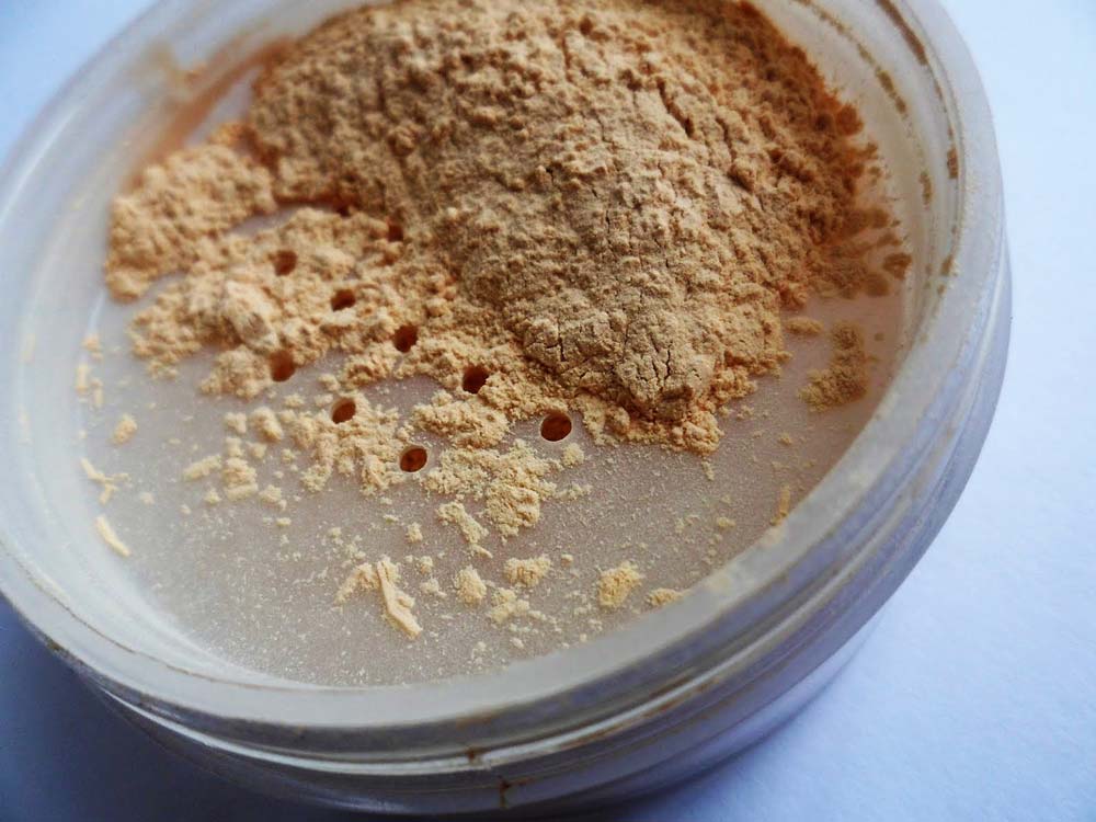 Cipria Banana Dreams Loose powder di W7
