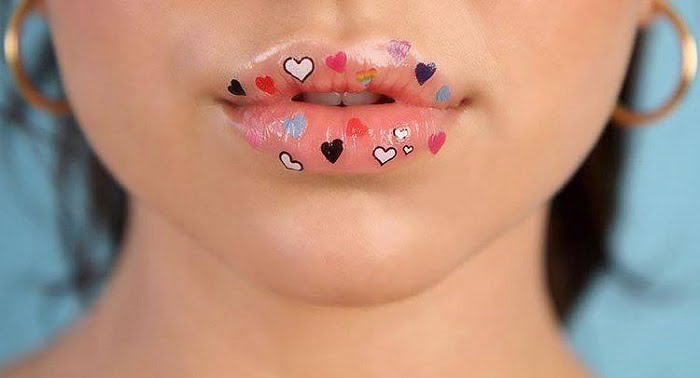 Tatuaggi temporanei occhi e labbra