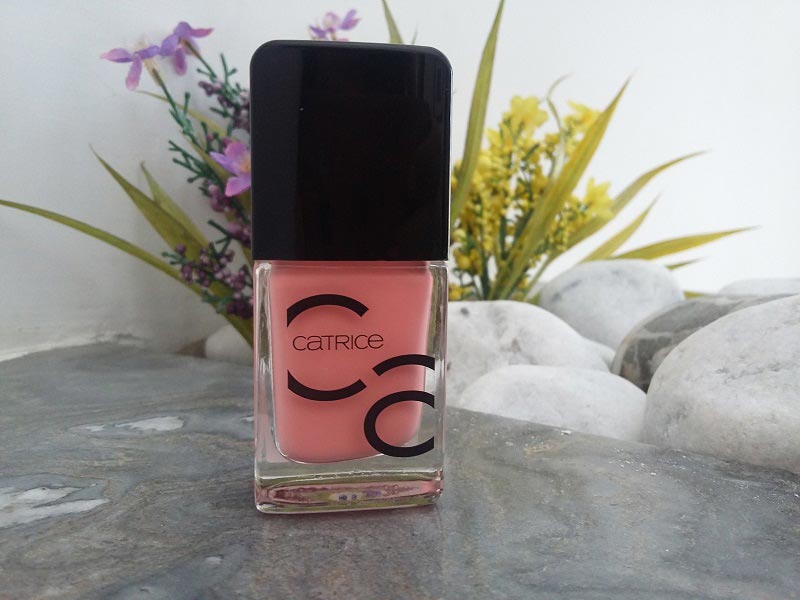 smalto rosa ICONails Catrice