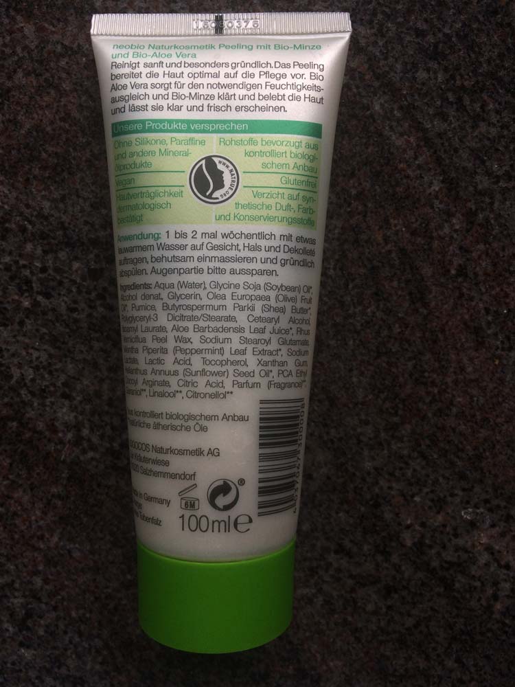 Peeling rinfrescante viso Neobio