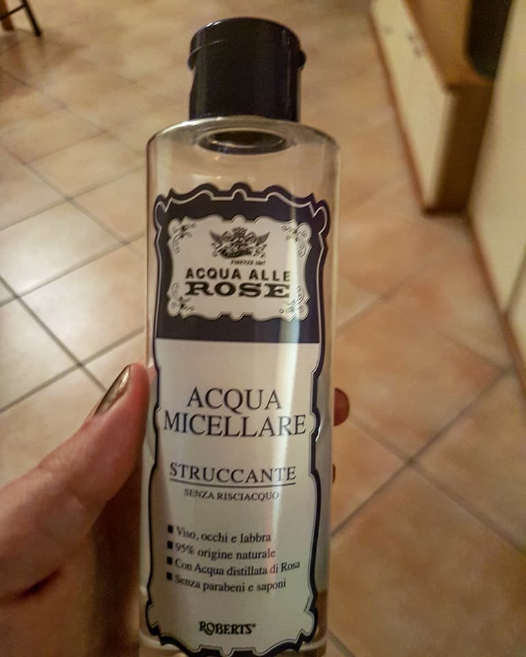 Recensione Acqua Micellare di Acqua alle Rose