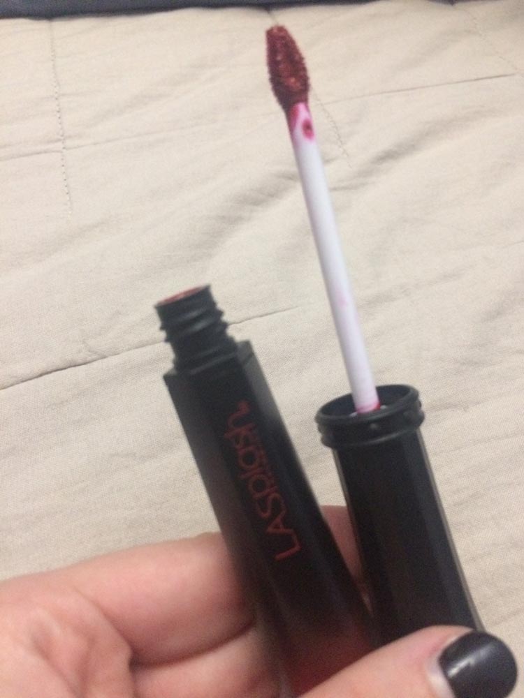 Applicatore rossetto liquido Wickedly Divine di LA splash