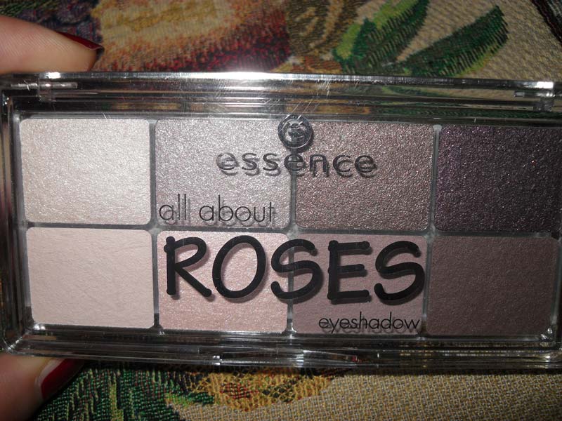 Essence All About Roses palette ombretti