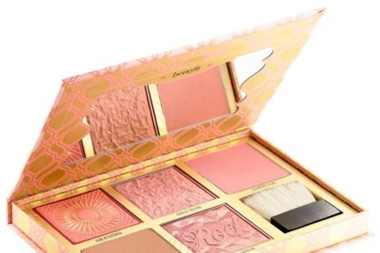 Benefit Blush Bar