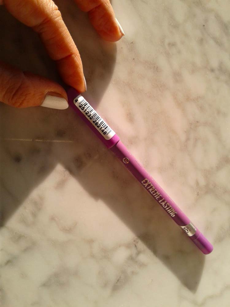 Matita occhi Extreme Lasting di Essence