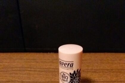 Correttore Cover Stick di Lavera