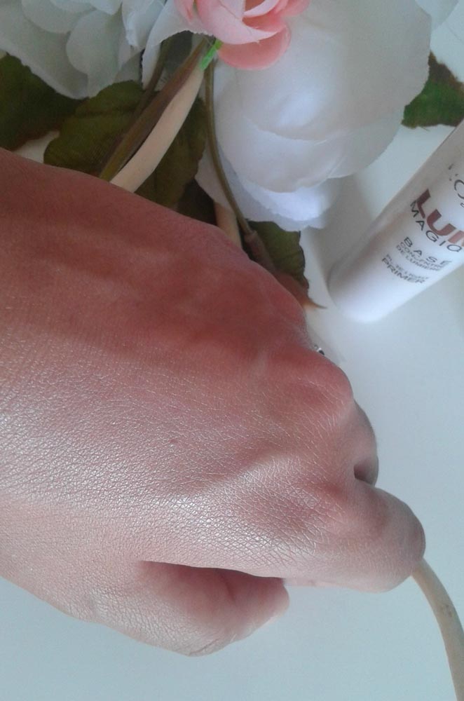  Swatch L'Oréal Paris Lumi Magique Primer Viso