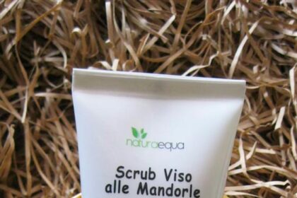 Naturaequa- Scrub Viso alle Mandorle Dolc