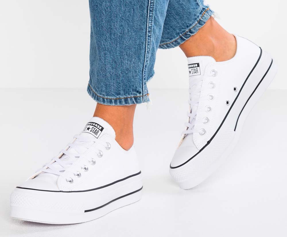 Chuck Taylor All Star Lift clean white