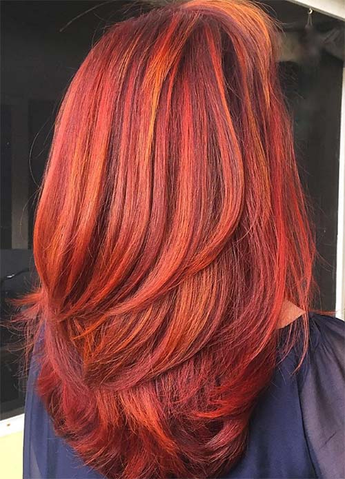 Idee tonalità scure per capelli rossi