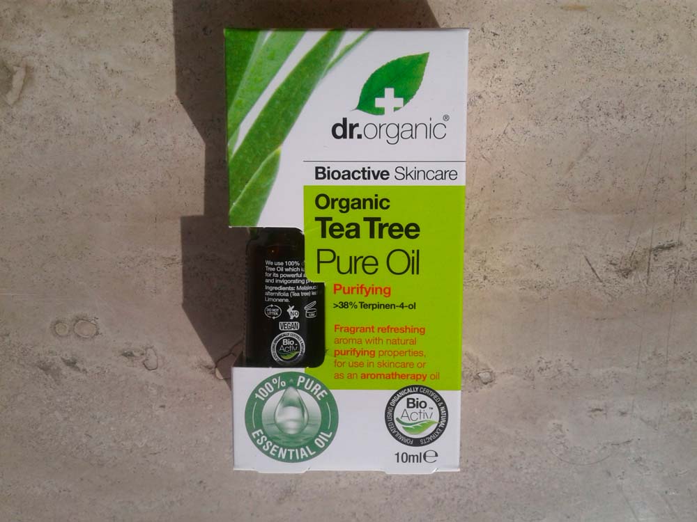 Tea tree oil di Dr. Organic