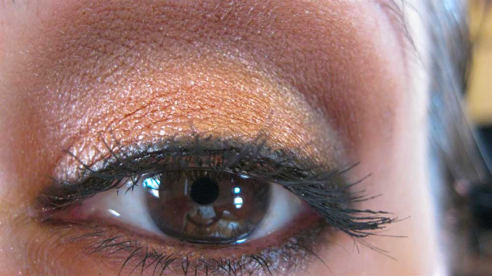 make up con Ombretto “Beautify” di Defa Cosmetics