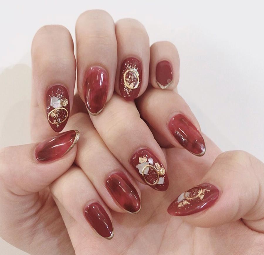 Decorazioni Natalizie Unghie.Unghie Natalizie 100 E Piu Idee Per La Nail Art Delle Festivita