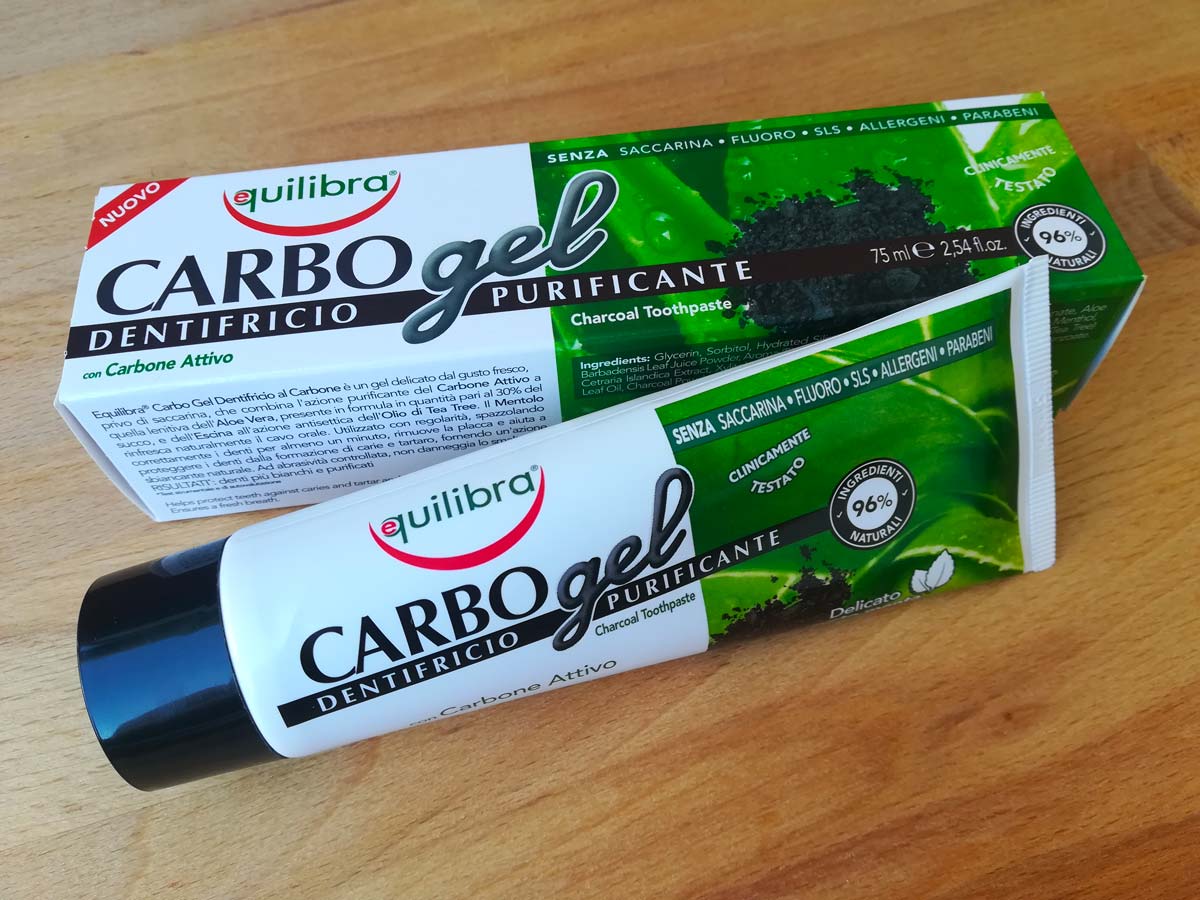 Dentifricio CARBO Gel Equilibra con Carbone Attivo