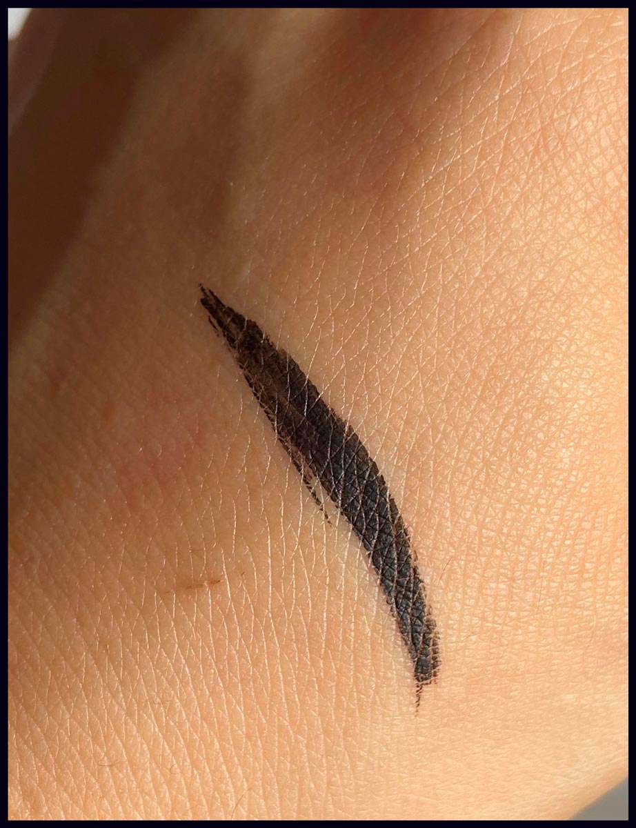 Swatch Eyeliner Matte Signature Black