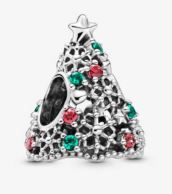 Pandora Natale 2020: tutti i gioielli e le idee regalo delle feste